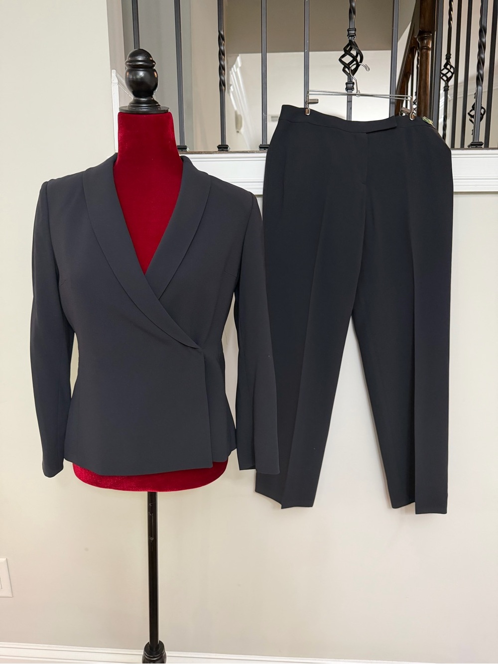 SHEIN Korean Brand Black Wrap Blazer & Tailored Pants‎ Suit Set